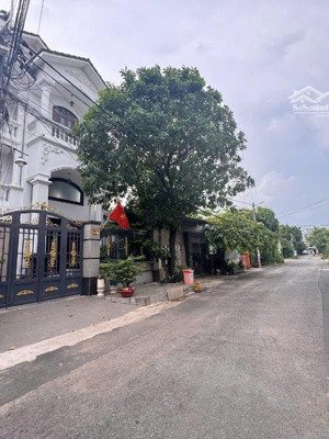 bán nhà c4- 153m2(8x19)-hxh 10m - khu bên sông- gần gigamail -p,hiệp bình chánh thủ đức- giá 14,5tỷ