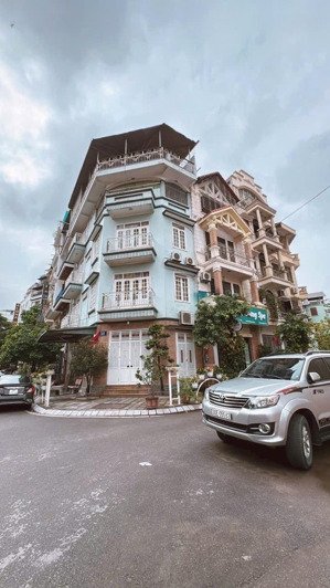 bán nhà riêng tại xuân la, 24,5 tỷ, 59 m2, 4pn, 3wc, phân lô oto tránh