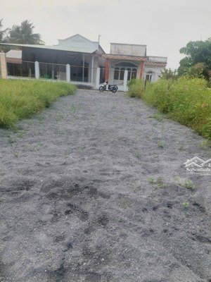 cần bán nền 150m phước thiền cách lý thái tổ 200m chợ bến cam 400m,giá 1,7ty,lh 