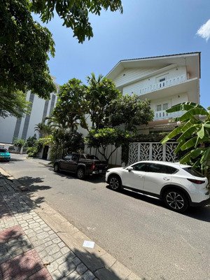 cho thuê nhà nguyên căn 4 phòng ngủ 45 triệu/ tháng tại vĩnh điềm trung, nha trang, giá tốt