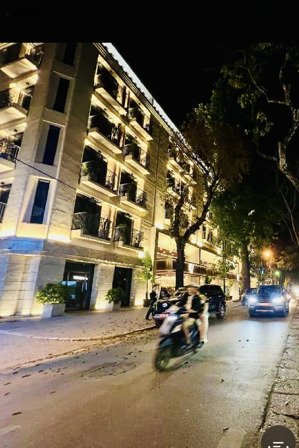 cơ hội đầu tư sinh lời-phố cổ-mặt ngõ-2 thoáng-ô tô đỗ cổng-mặt tiền rộng-an sinh đỉnh-khai thác c