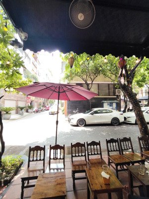 doãn kế thiện - bán nhà 4 tầng lô góc - vỉa hè ô tô tránh -dt 62 m2 x mt 7m - giá 24,6 tỷ