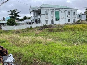 cần bán gấp đất đ. tân xuân 3, xã tân xuân, hóc môn gần thcs tô ký, 100m2/800tr, shr, thổ cư 100%