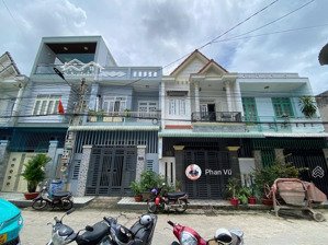 nhà làu trệt gần chợ dĩ an 1. bigc go - giá: 3,85 tỷ. lh: 