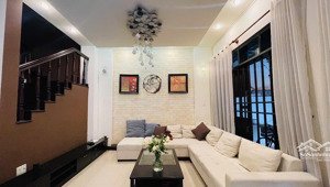 siêu hiếm, bán nhà đường số 1 làng báo chí, thảo điền, q2 . dt 112m2( 10x11m) trệt 2 lầu giá 30tỷ