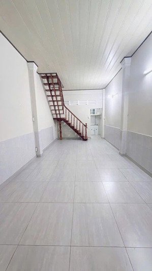 phú nhuận - đường cô giang gần cầu kiệu, 36m2 nhỉnh 5tỷ