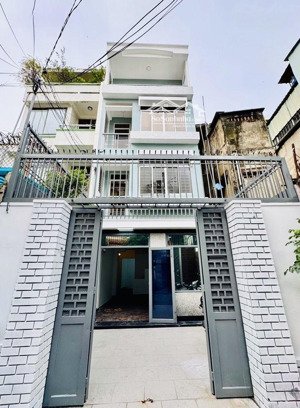 mtkd trần hữu trang - p11 - phú nhuận - 61m2 - 4.6x14m - 4 tầng - nhỉnh 13 tỷ.