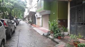 Bán Nhà Mặt Phố Ba/Đ 72m2-5T 2MT5,5m LÔ GÓC 3 THOÁNG 4 Vỉa Hè 36,5 Tỷ Nguyễn Công Hoan.