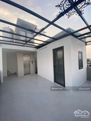 nhanh mới kịp - nhỉnh 7 tỷ có nhà 6 tầng - thang máy - 7 chỗ vào nhà. mặt tiền siêu rộng. ở sướng