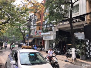 cần bán nhà 68.5mx6t khu phân lô qđ nam đồng, hồ đắc di đống đa. 20m mặt hồ, ô tô tránh, kinh doanh