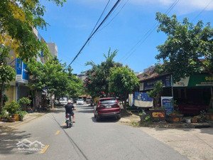 bán lô góc 2 mặt tiền trục chính đường hồ đắc di , bồ sơn, võ cường. bắc ninh. nhìn thẳng chợ mới.