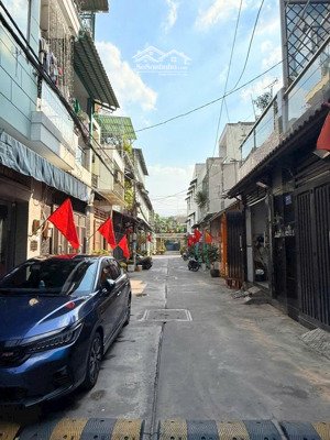 chủ nhà cần tiền bán gấp nhà vạn kiếp giá lấy lộc 2tỷ1 s 40,52m2