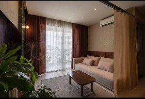 thuê 2pn 2wc 80m2 tôn gỗ mới 100% ban công view chill - bến vân đồn quận 4 gần q1 q3 lh 