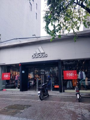 cho thuê nhà mặt phố minh khai mặt tiền 9m dt 130m2. nhận diện tốt. phù hợp làm thương hiệu