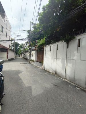 giảm giá cực sốc,phan xích long - phú nhuận nhà - 5 tầng - (4x18m)- hxh 8m, chỉ 13,5 tỷ