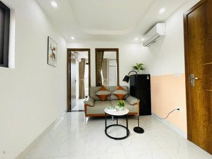 cho thuê ccmn ở ngay ngã tư sở. 1 ngủ 1 khách, full đồ, được nuôi pet, ban công. giá 6tr6