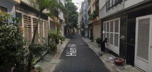 chủ định cư nước ngoài cần bán gấp nhà đường hoa lan giá 2tỷ31 diện tích 42,9m2 sẵn shr