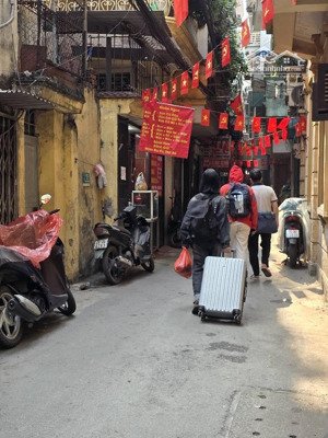 bán nhà lõi đống đa ngõ 22 tôn thất tùng 60m mt 5.5m 14 tỷ+ vị trí trung tâm, gần đh y