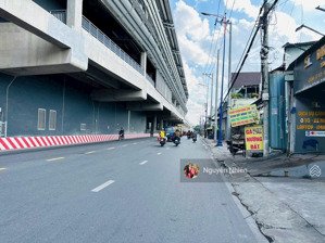 chỉ nhỉnh 30 triệu/m2 (215m2) - hẻm xe hơi - sát ga metro kcn cao (coca cola) - 9 phòng cho thuê