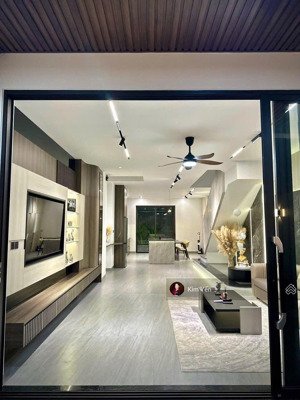 bán nhà 3 tầng mới xây siêu đẹp gói 5 thái hưng , kđt mỹ gia nha trang