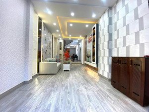 nhà bán chốt nhanh giá 3 tỷ 950/ 56m2 đường lạc long quân, p11 tân bình, hẻm oto, sổ riêng