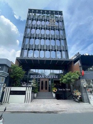 550 tỷ giảm sâu còn 390 tỷ!!! bán góc 3 mặt tiền lê văn sỹ - quận 3 (20x50m) khu vực xây cao tầng