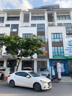 cho thuê nhà hoàng thành villas 90m x 5 tầng kinh doanh 37 triệu 