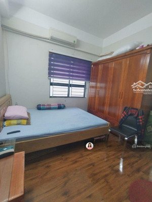 mình cần bán gấp trong tháng căn 2n2wc 55m2 có sổ tại kđt đại thanh. giá 2.78 tỷ có thương lượng