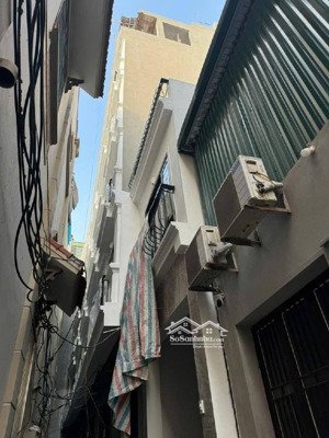 bán nhà phố ngoạ long - 7 tầng - 43.2m2 - ô tô đỗ cổng - thang máy - giá 9.5 tỷ