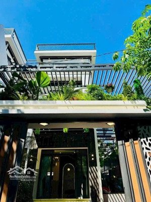bán gấp chủ ngộp biệt thự sân vườn giá cực mềm 4tỷ880tr. dt 164m2 (8.2x20), shr sang tên trong ngày