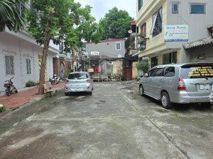 bán đất tặng nhà cấp 4 việt hưng , 37m_mt5m,ô tô vào nhà, chỉ 7 tỷ nhỉnh