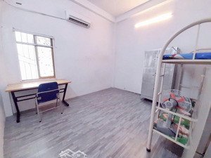 phòng trọ quận 8 thoáng mát, đầy đủ tiện nghi, di chuyển thuận tiện đến quận 1,3,5,10,7