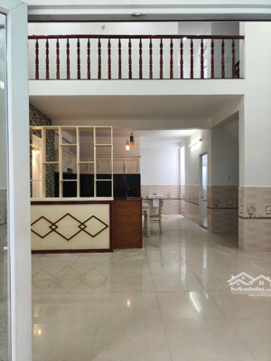 chủ bán nhà gần hội trường và trường học đông hòa, gần đường nguyễn hữu cảnh