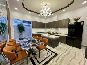 bán gấp chung cư ct2a phước long. diện tích 59,7m2, 2 ngủ, nội thất mới. có sổ. giá 1.899 tỷ