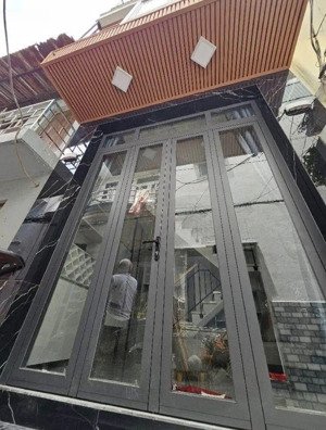 cần bán gấp nhà bạch đằng giá ngộp chỉ 3ty5 sang tên công chứng trong ngày