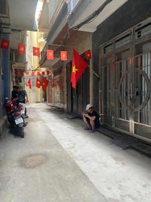 chính chủ bán nhà đẹp nguyễn ngọc nại, thanh xuân, diện tích 42m² x 4 tầng, ô tô đỗ cửa, 14,3 tỷ