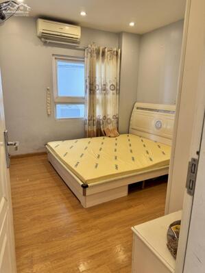 Cho thuê căn hộ chung cư Ct36 Định Công 60m2 2pn 2wc đồ cơ bản 9tr/1 tháng