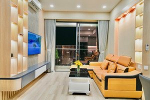 cần cho thuê căn hộ viva riverside. full nt, 2pn, 1wc. dt: 53m². giá 12tr/th. lh: 