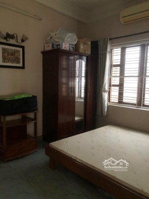 cho thuê căn nhà sân vườn nr 100m2, 5pn, 6wc, 26tr tại lam sơn, p.2, tân bình, hcm