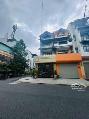 siêu vị trí - víp nhất đoạn đầu quốc hương, thảo điền, q2. dt: 4,5x17m(76.5m2) - 4 tầng chỉ 23 tỷ