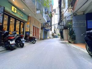 cần bán nhà khu phân lô cán bộ cầu giấy, 56m2 xây 4 tẩng, ô tô tránh, kinh doanh