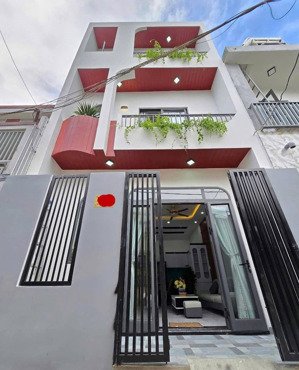 bán gấp nhà trung tâm quận tân bình, đang có dòng tiền cho thuê 10tr/ tháng