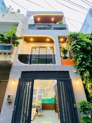 ngoại tám cần bán nhà tô hiến thành, p13, q10, gần go!miền đông, giá 3tỷ990, dt 82,8m2, còn hđ thuê