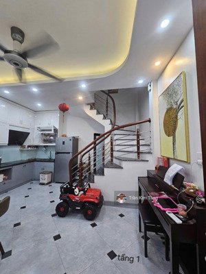 bán nhà thạch bàn cổ linh 5 tầng full nội thất 2 ô tô tránh nhau cách 5m