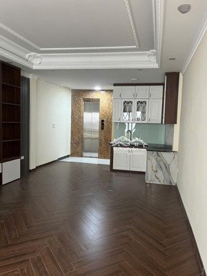 bán nhanh nhà 5 tầng phố cự khối quận long biên