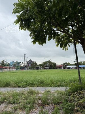 chào bán 2 lô f0 hoàng lâm đối diện sân bóng lâm động, thuỷ nguyên, hp. liên hệ thu tình