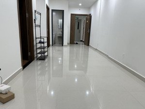 cho thuê căn góc 2pn 2wc q7 riverside view thoáng giá 9tr5 /tháng ở liền , lh a bảo