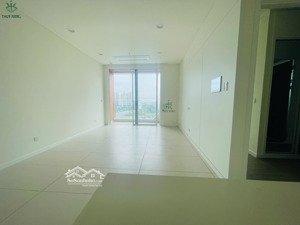 bán căn góc 2pn zeit thủ thiêm 97m² view hồ & bitexco hđ thuê sẵn, giá 18 tỷ bao phí
