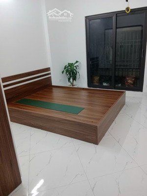 cần tìm nữ sinh viên ở ghép phòng