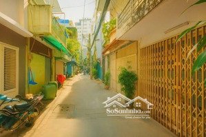 chính chủ bán nhà trung tâm phú nhuận kế bên bv hoàn mỹ hẻm xe hơi giá tốt